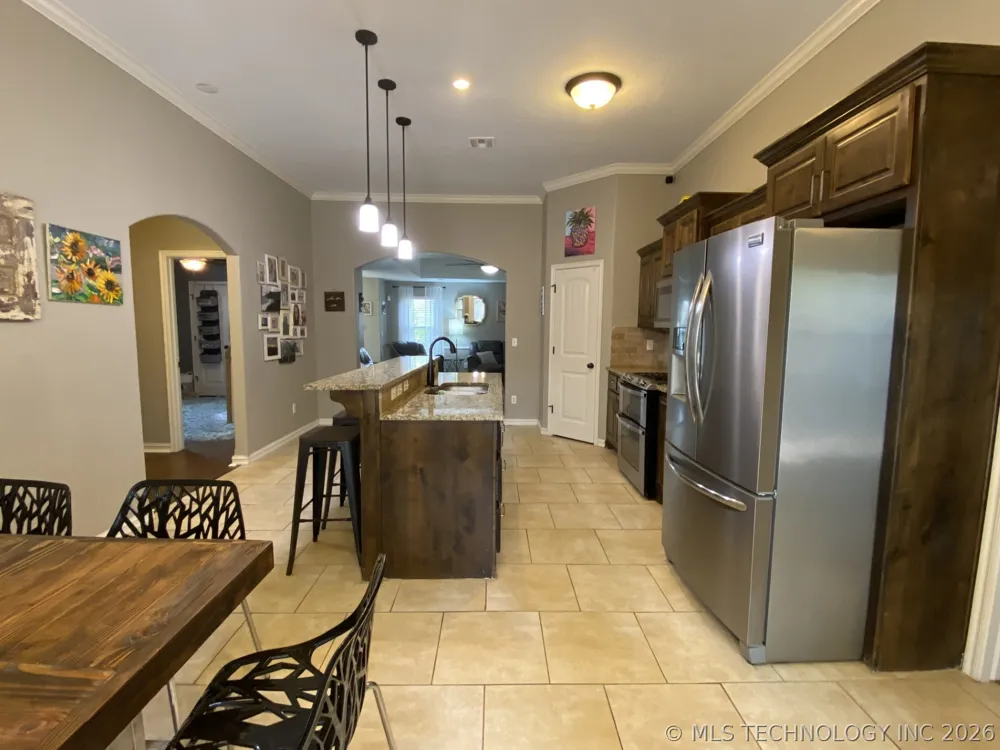 10713 Masters Circle Jenks, OK 74037