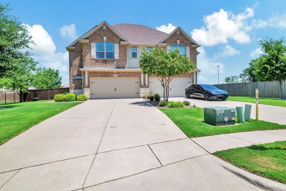2100 Jameson Lane McKinney, TX 75070