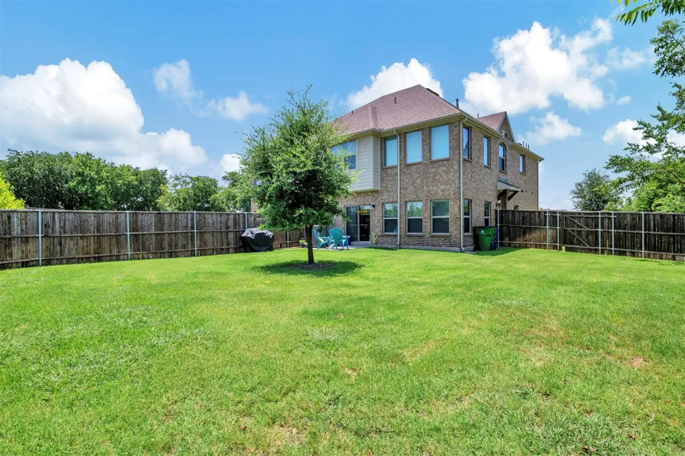 2100 Jameson Lane McKinney, TX 75070