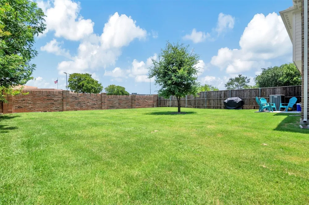 2100 Jameson Lane McKinney, TX 75070