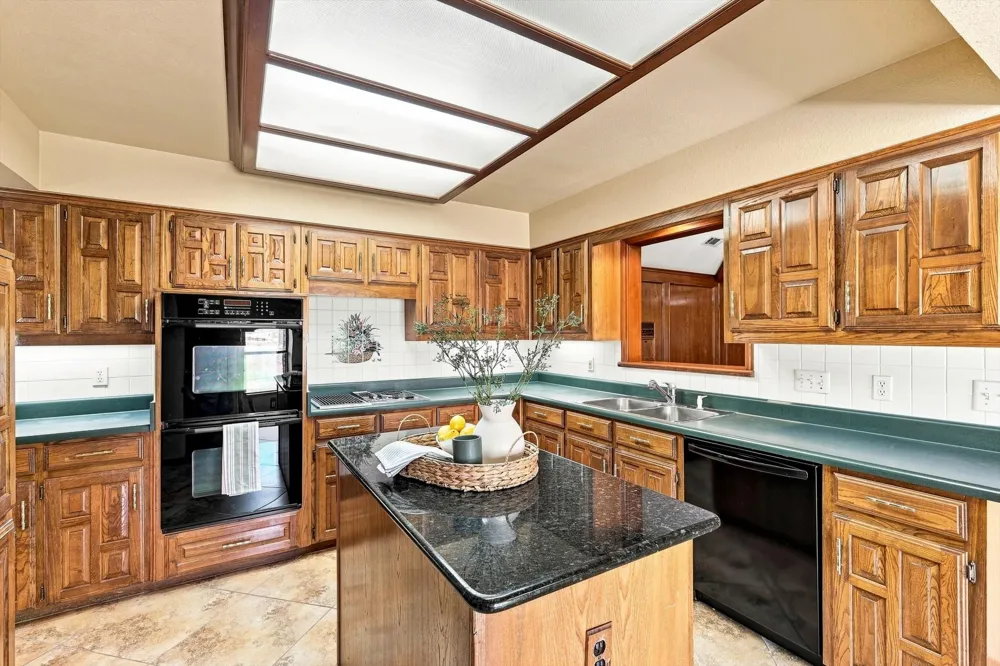 205 Split Rock Terrace Ovilla, TX 75154
