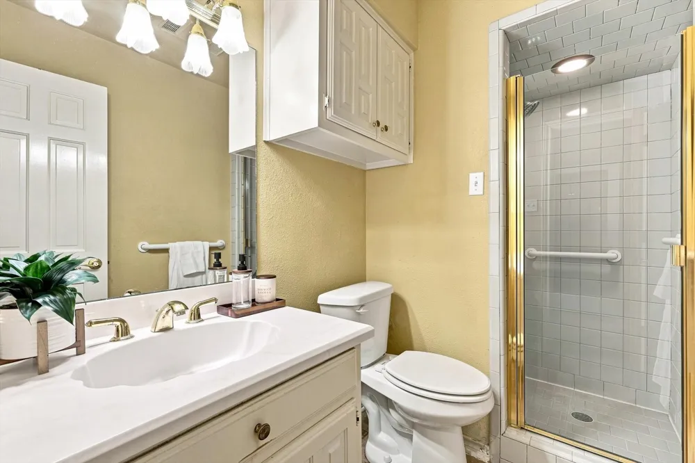 205 Split Rock Terrace Ovilla, TX 75154