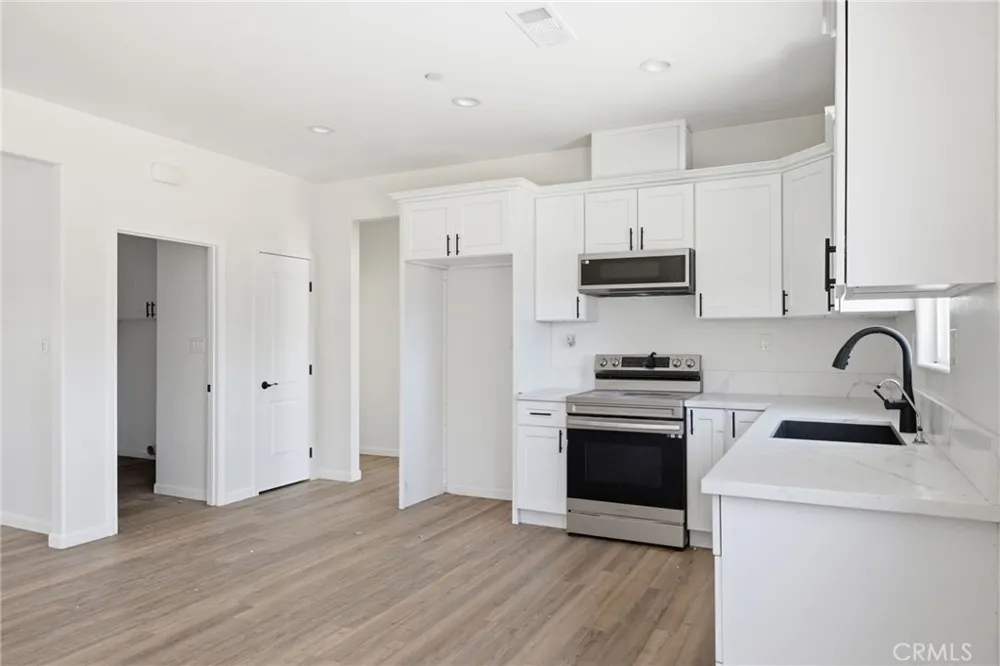 805 Lawson Bakersfield, CA 93307
