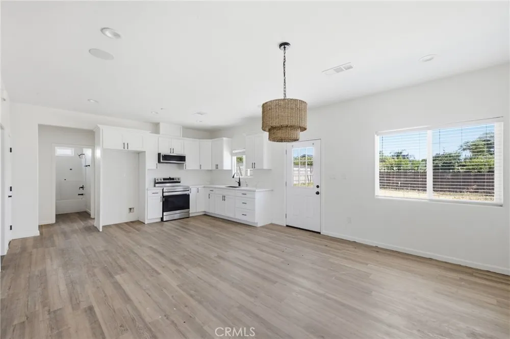 805 Lawson Bakersfield, CA 93307