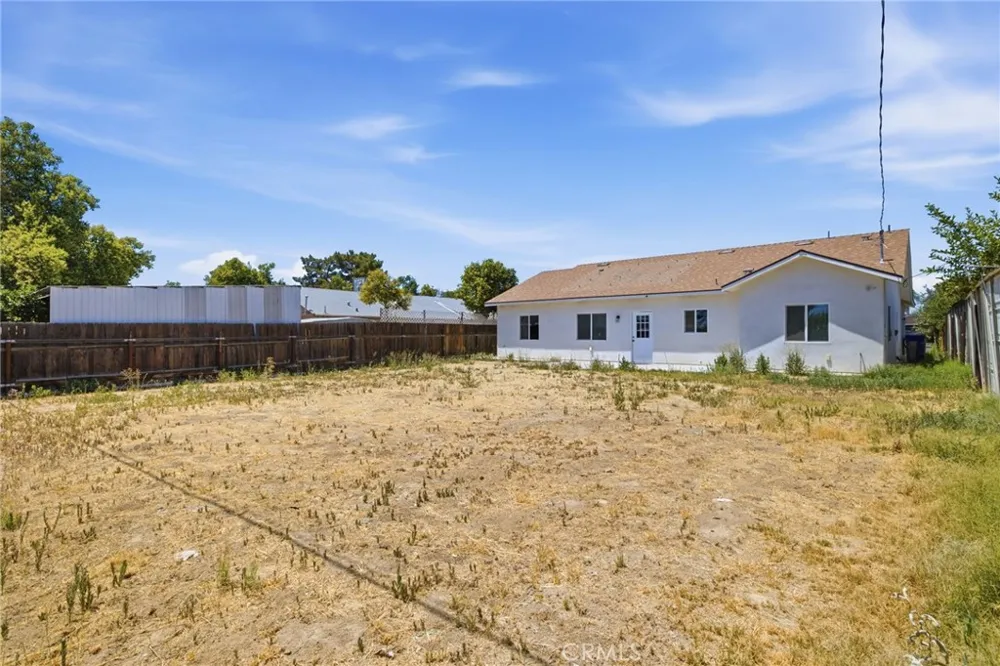 805 Lawson Bakersfield, CA 93307