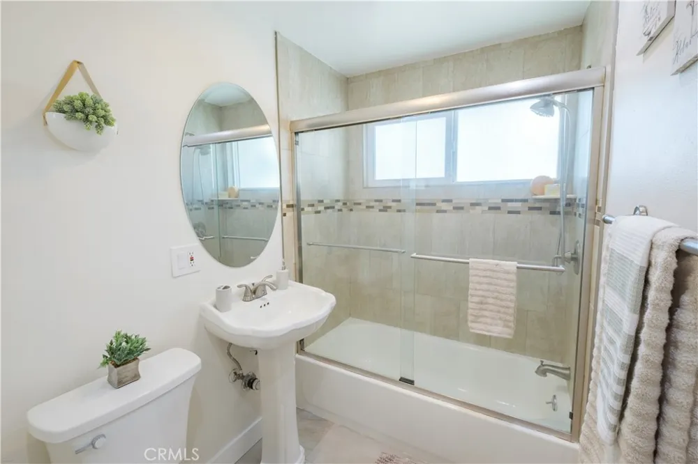 8200 Guava Ave Buena Park, CA 90620