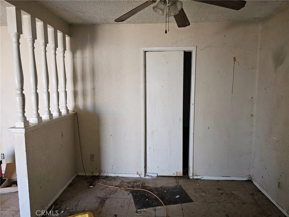 737 Fillmore Rialto, CA 92376