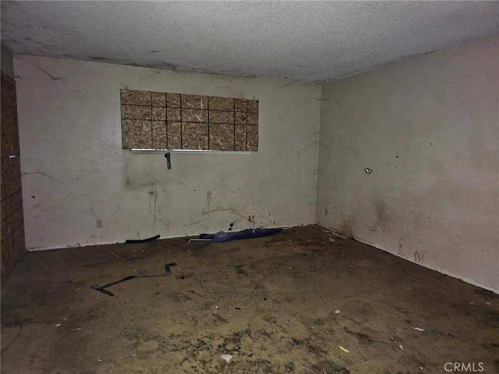 737 Fillmore Rialto, CA 92376
