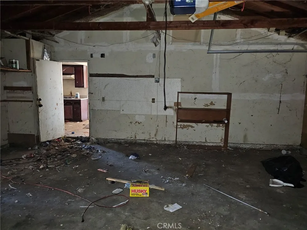 737 Fillmore Rialto, CA 92376