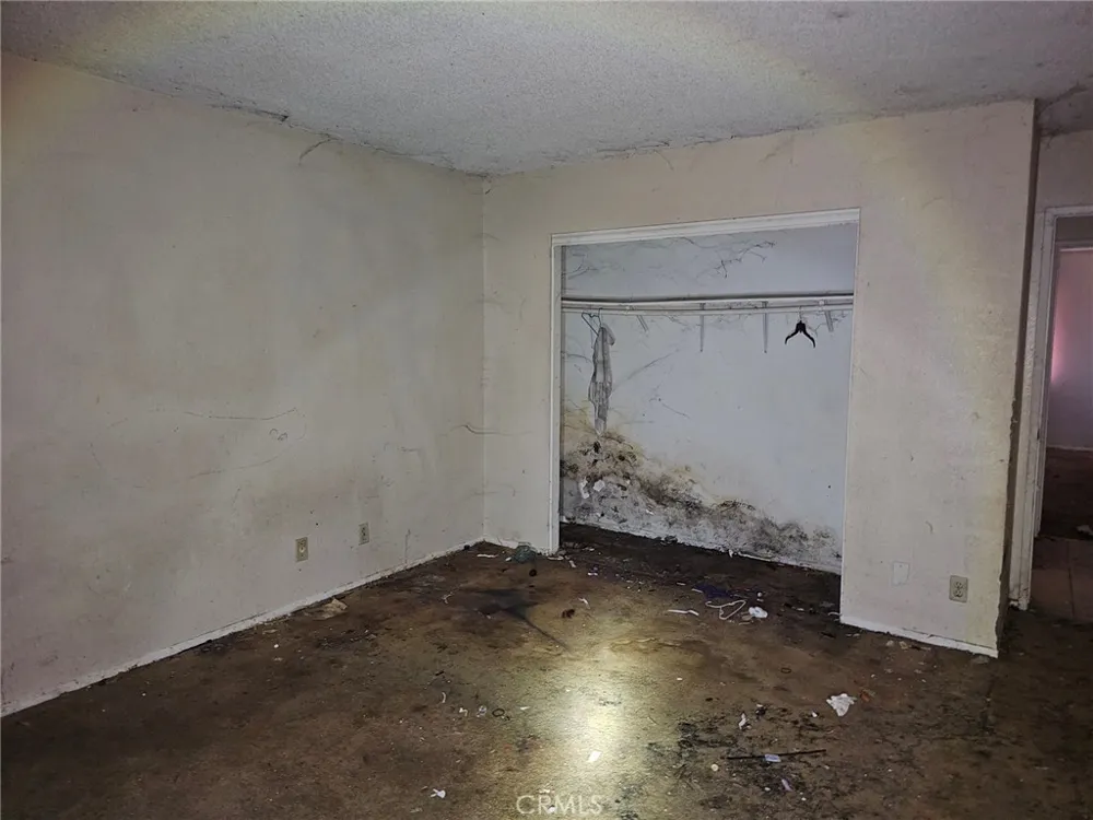 737 Fillmore Rialto, CA 92376
