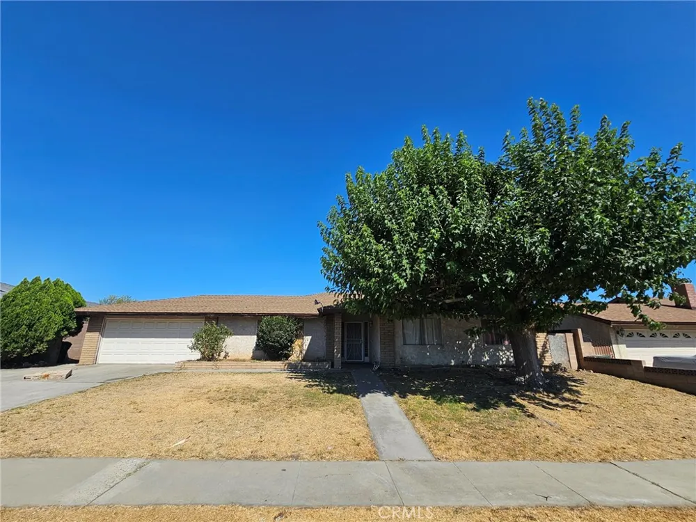 737 Fillmore Rialto, CA 92376