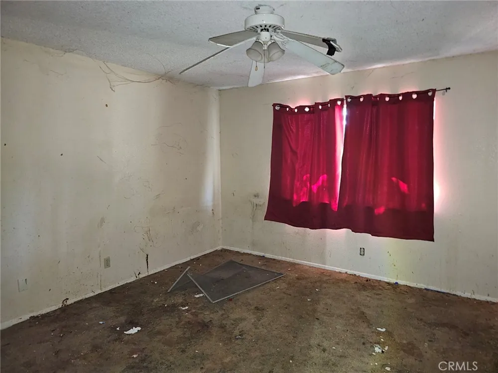 737 Fillmore Rialto, CA 92376