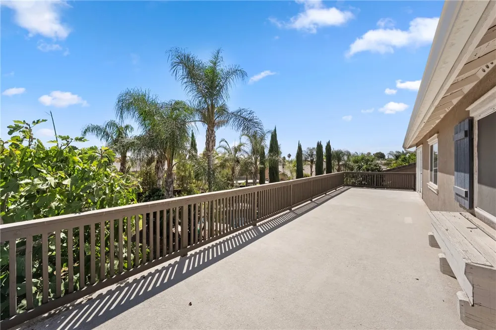 33562 Delphinium Lane Murrieta, CA 92563