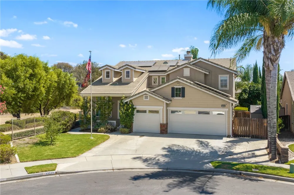 33562 Delphinium Lane Murrieta, CA 92563