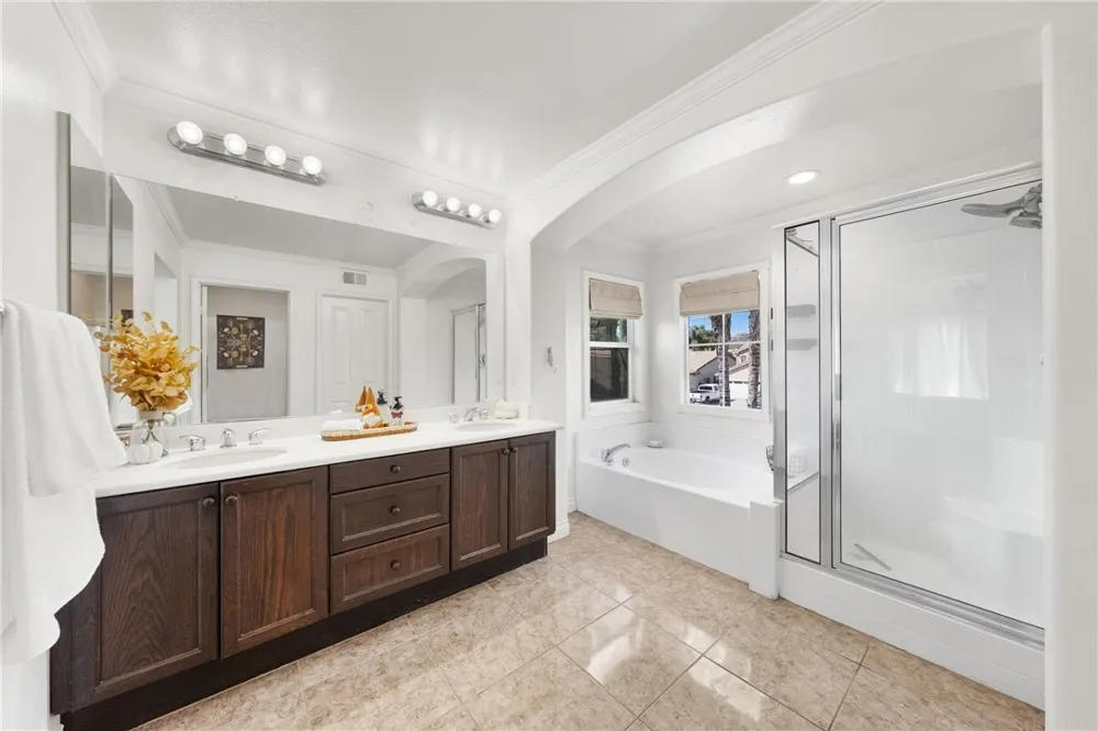 33562 Delphinium Lane Murrieta, CA 92563