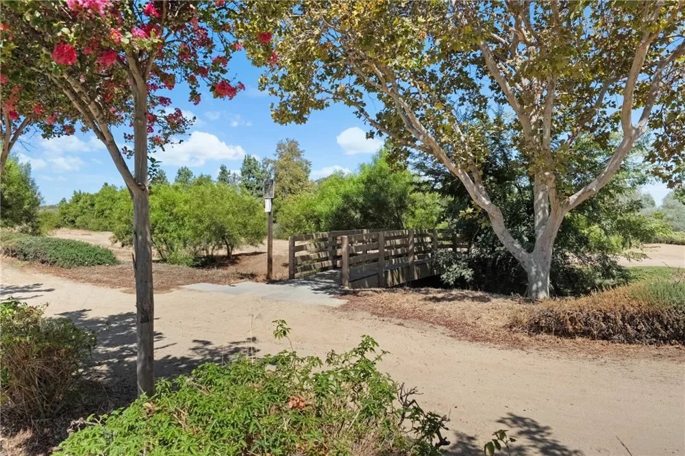 33562 Delphinium Lane Murrieta, CA 92563