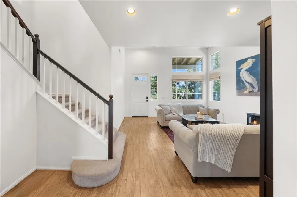 33562 Delphinium Lane Murrieta, CA 92563