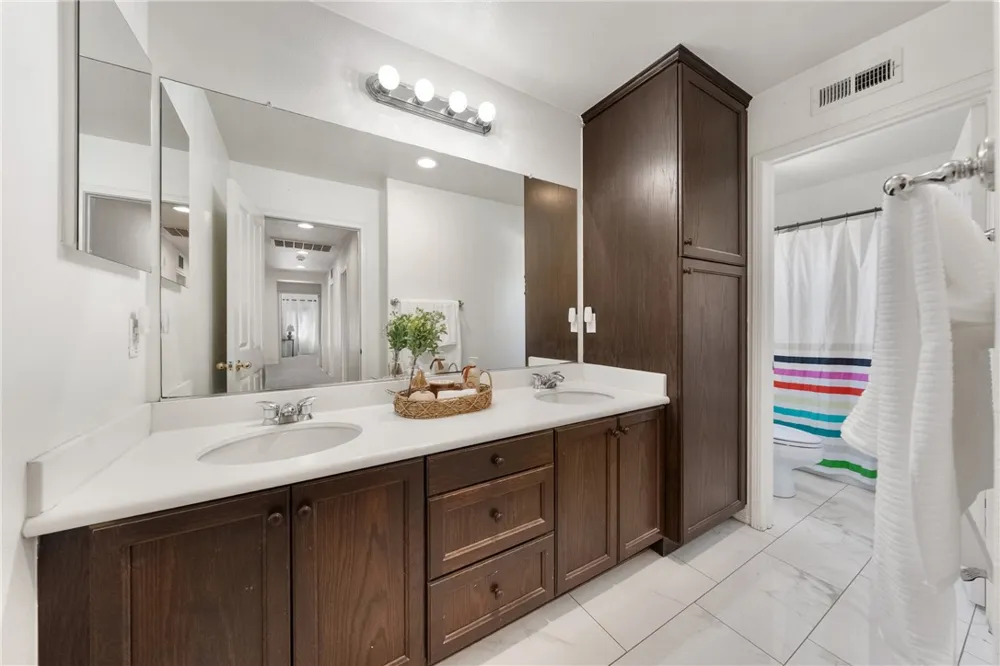 33562 Delphinium Lane Murrieta, CA 92563