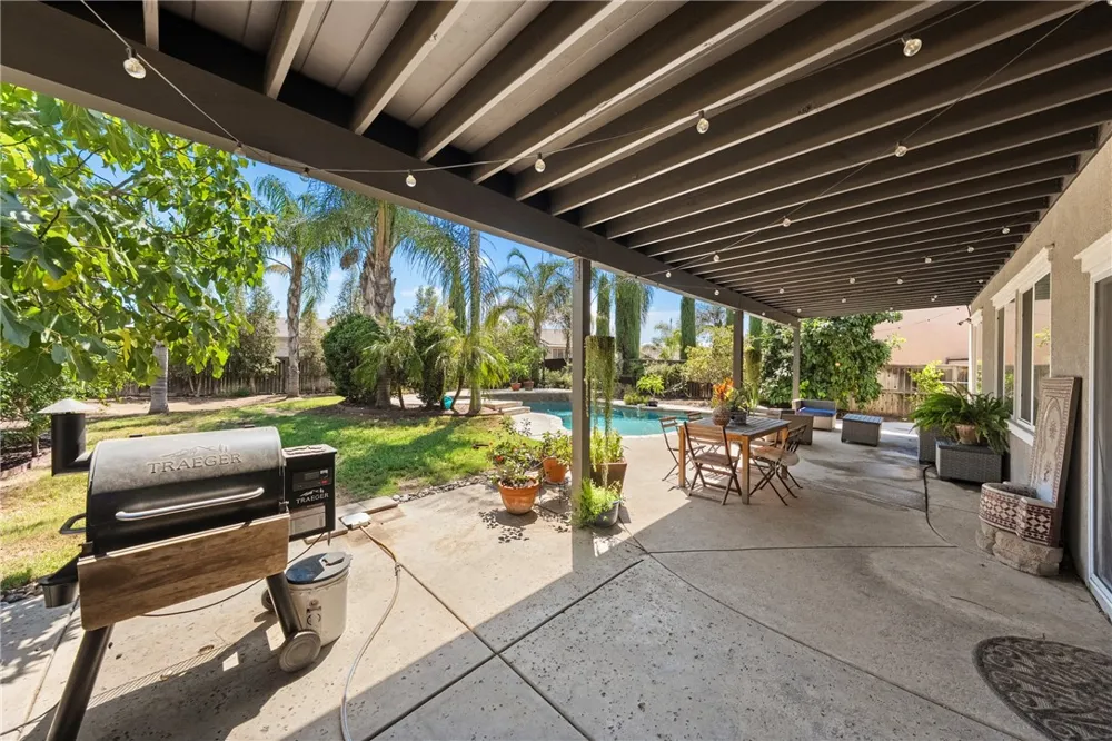 33562 Delphinium Lane Murrieta, CA 92563