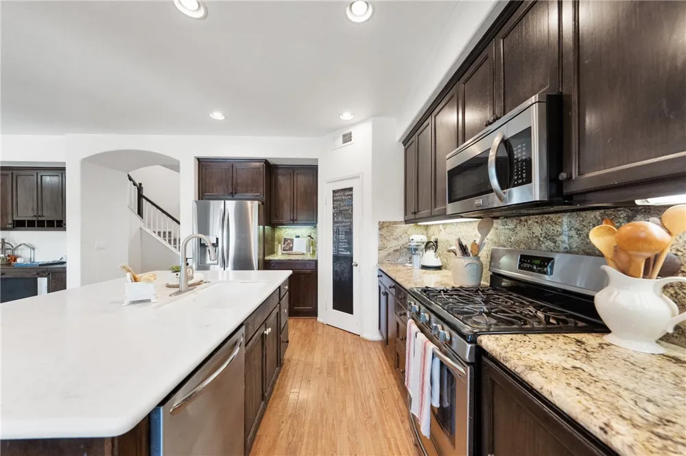 33562 Delphinium Lane Murrieta, CA 92563