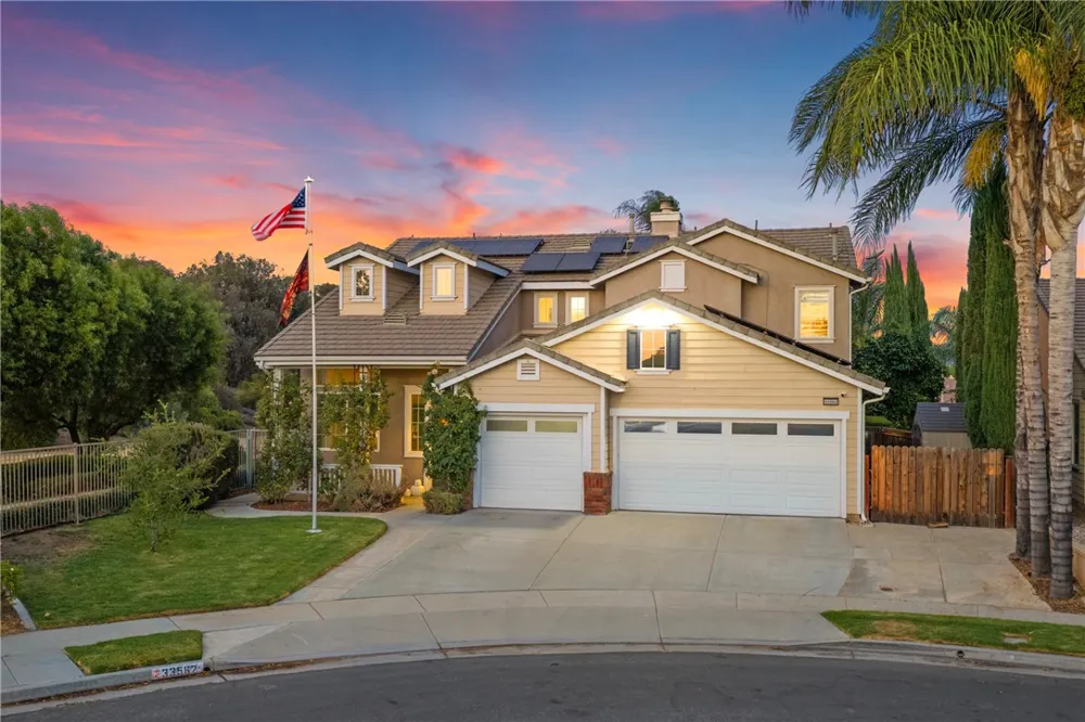 33562 Delphinium Lane Murrieta, CA 92563