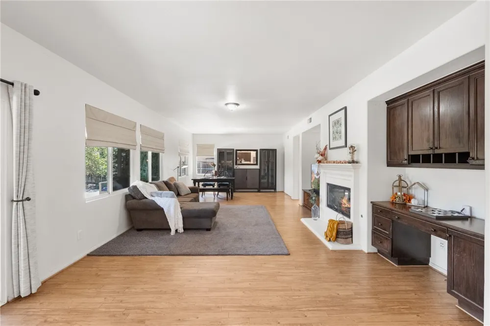 33562 Delphinium Lane Murrieta, CA 92563