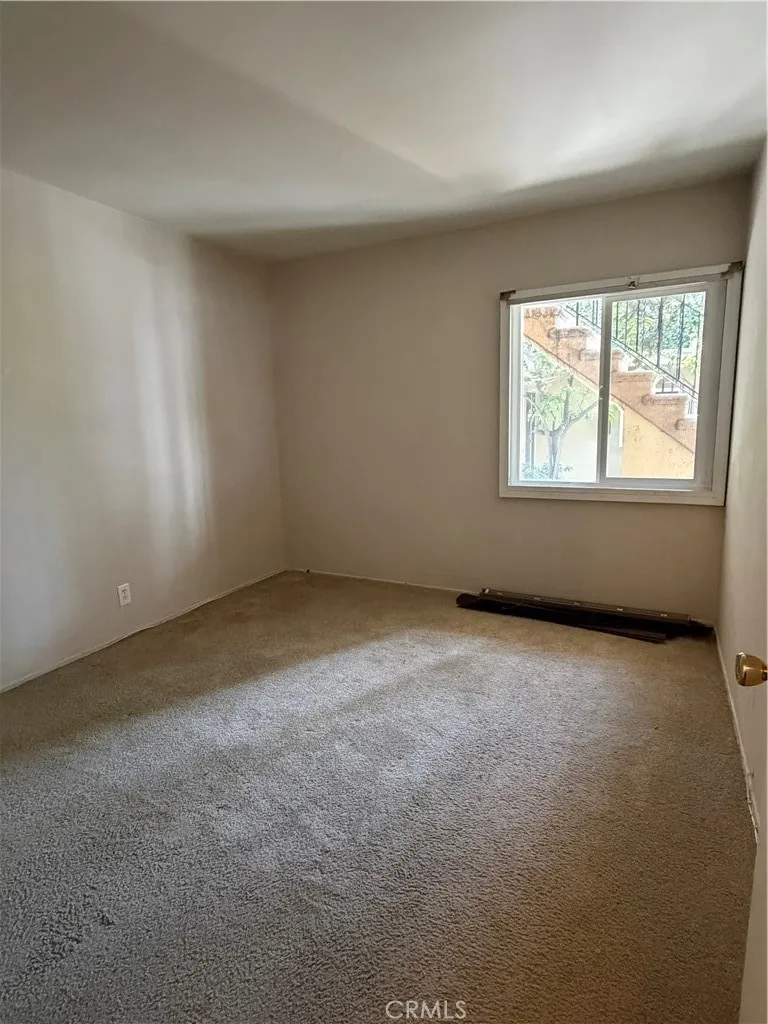 12542 Vanowen Street North Hollywood, CA 91605