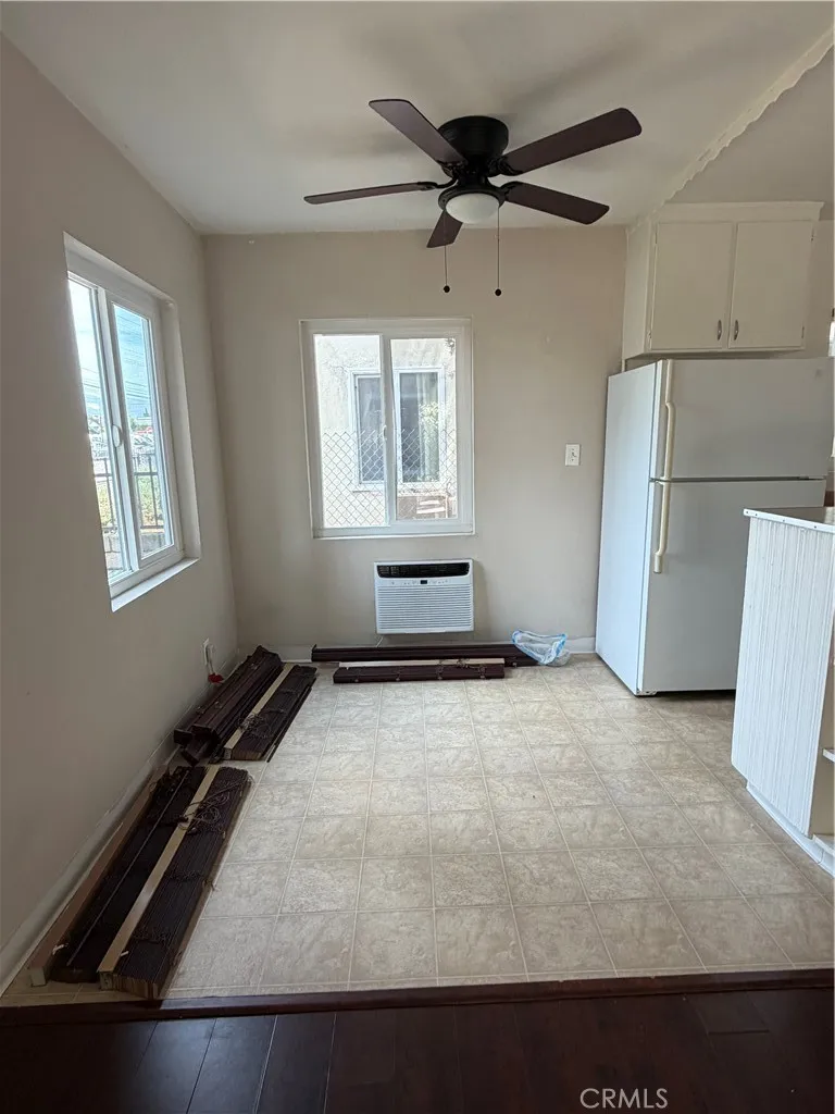12542 Vanowen Street North Hollywood, CA 91605