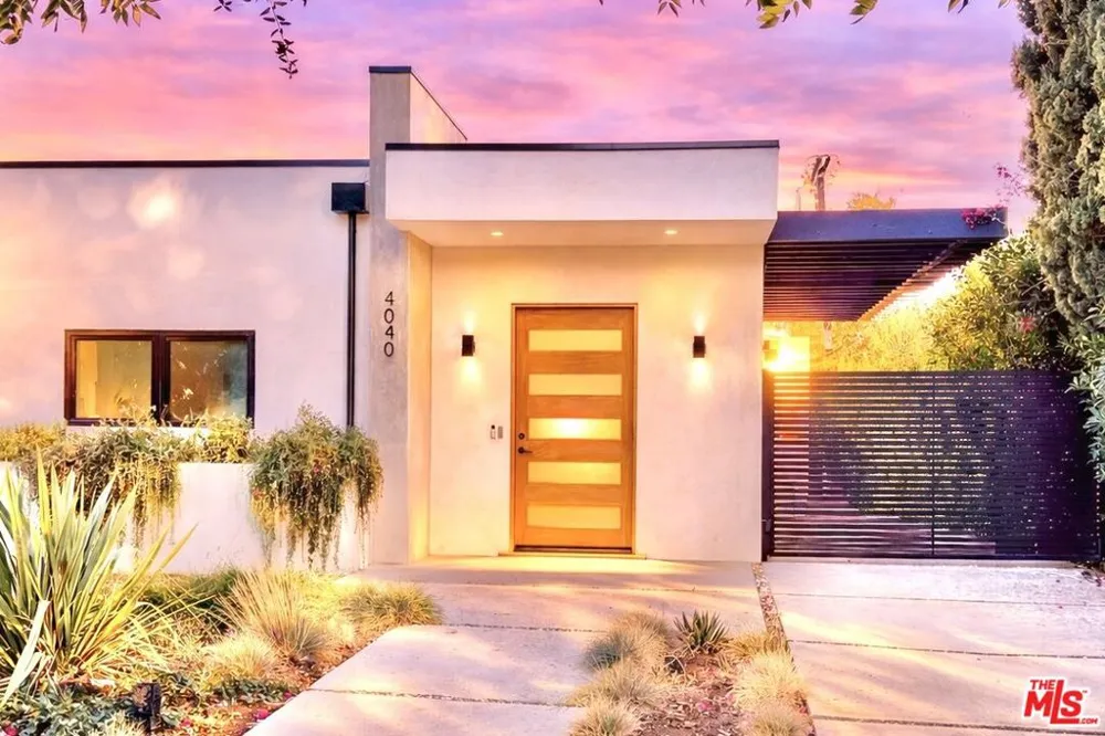 4040 Cartwright Avenue Studio City, CA 91604