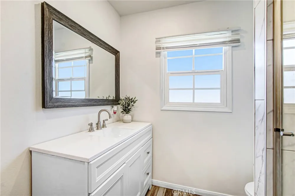 40796 E Whittier Hemet, CA 92544