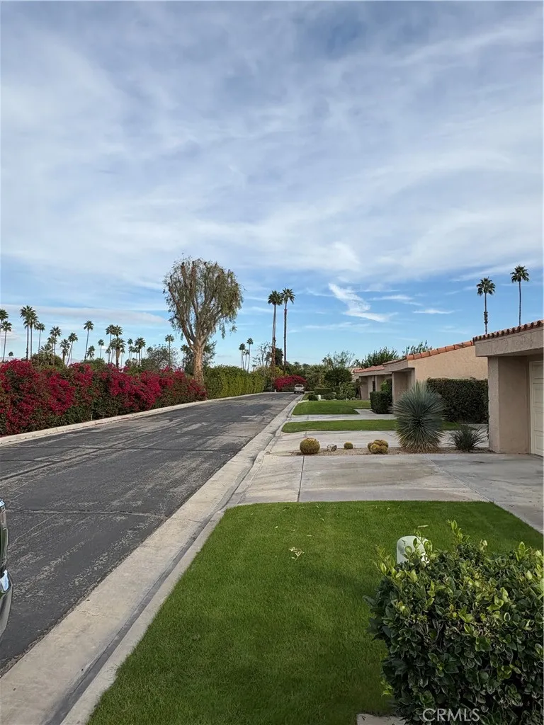 72765 Fleetwood Palm Desert, CA 92260