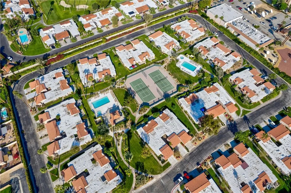 72765 Fleetwood Palm Desert, CA 92260