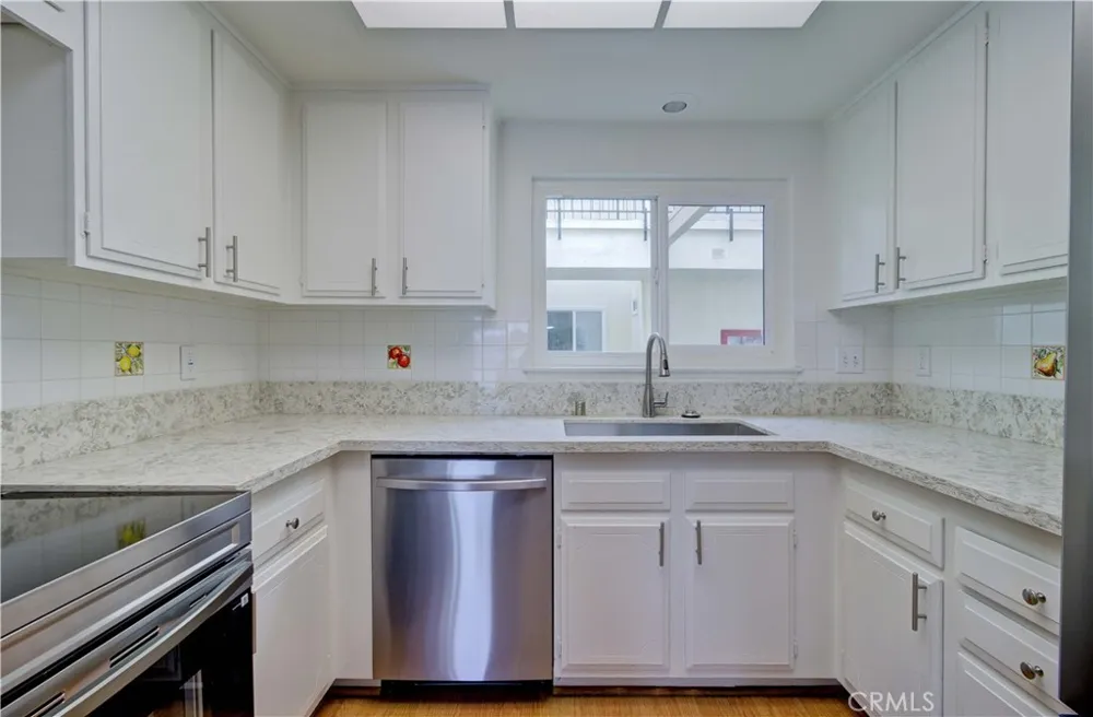 2355 Via Mariposa W #2F Laguna Woods, CA 92637