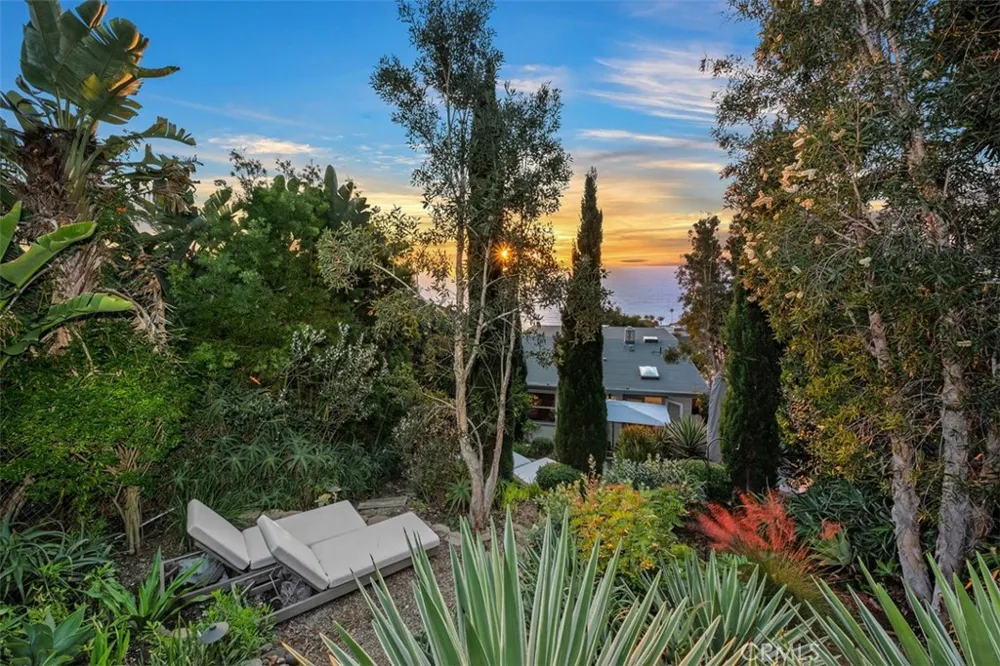 31962 Sunset Laguna Beach, CA 92651
