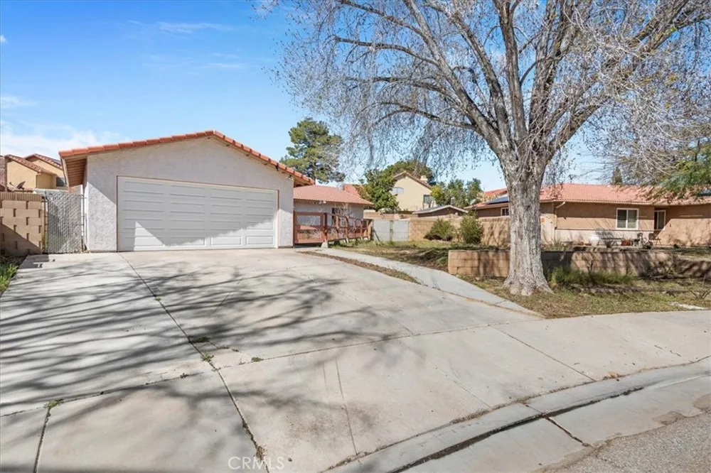 43601 Rembrandt Lancaster, CA 93535