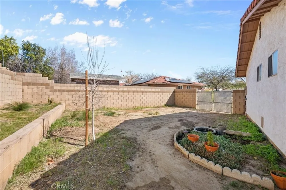 43601 Rembrandt Lancaster, CA 93535
