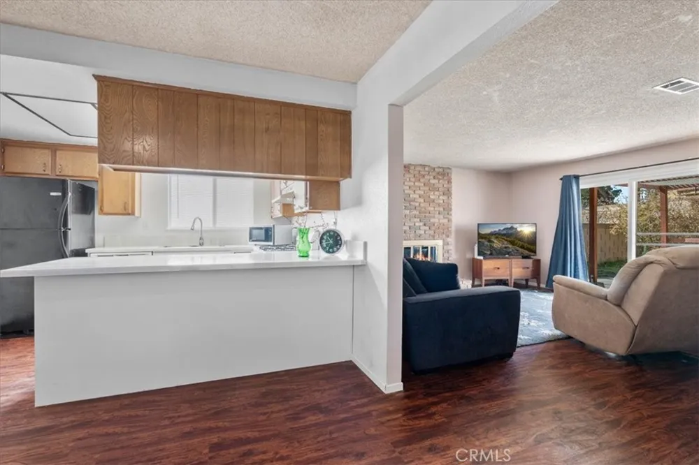 43601 Rembrandt Lancaster, CA 93535