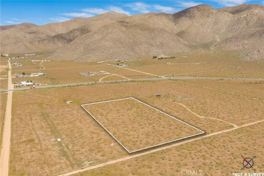 1 Las Piedras Apple Valley, CA 92308
