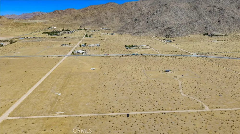1 Las Piedras Apple Valley, CA 92308