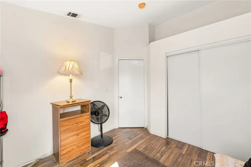 15424 Tobarra Fontana, CA 92337