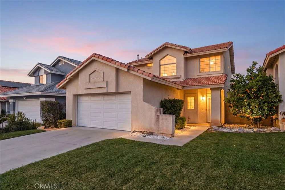 15424 Tobarra Fontana, CA 92337