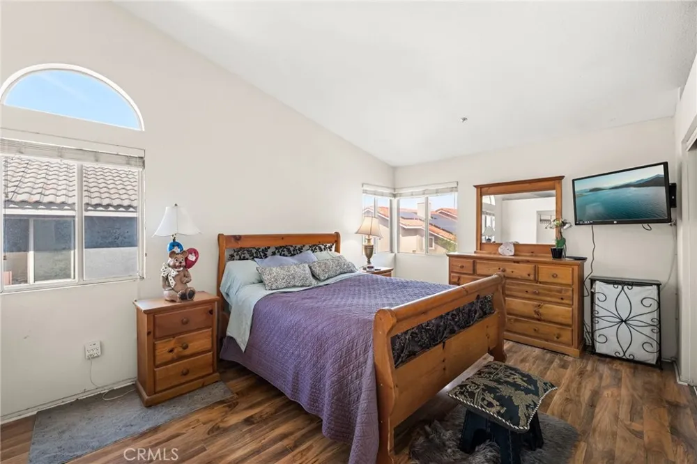 15424 Tobarra Fontana, CA 92337
