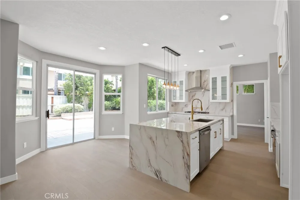 9406 Glenaire Court Rancho Cucamonga, CA 91730