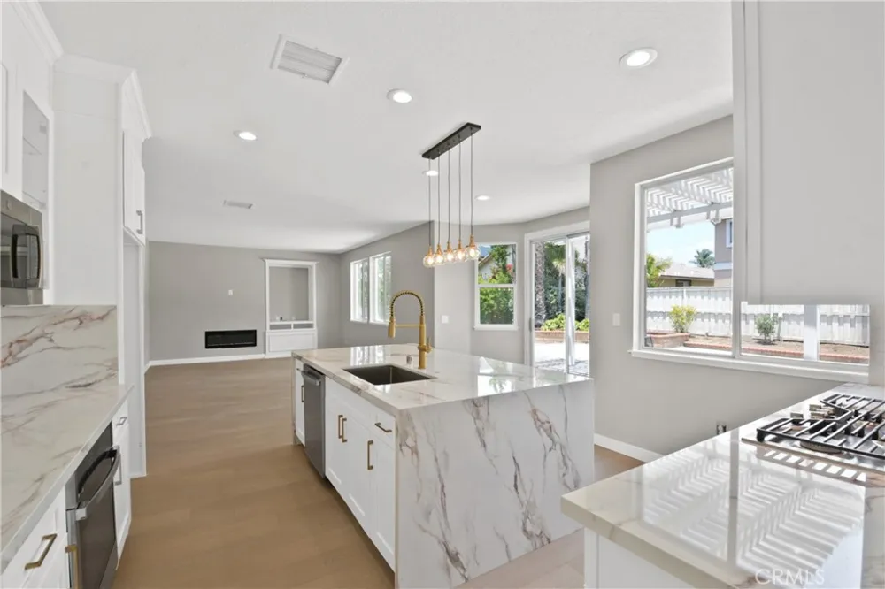 9406 Glenaire Court Rancho Cucamonga, CA 91730