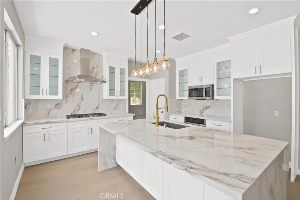 9406 Glenaire Court Rancho Cucamonga, CA 91730