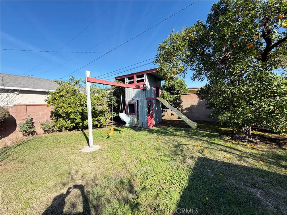 410 Lyall West Covina, CA 91790