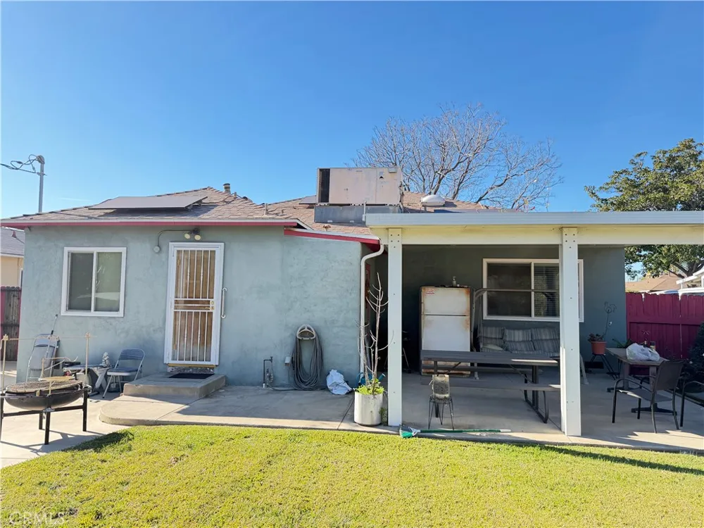 410 Lyall West Covina, CA 91790