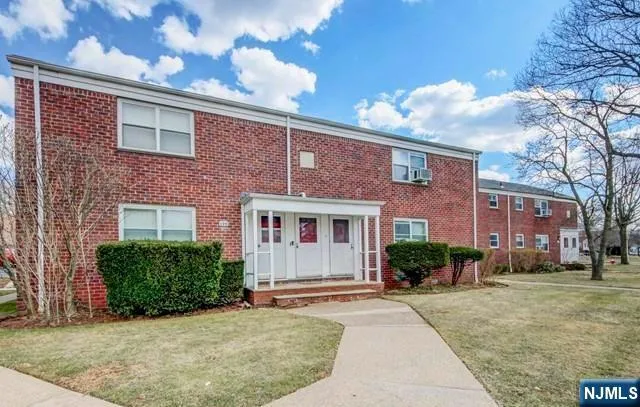 370 Esplanade 21 Hackensack, NJ 07601