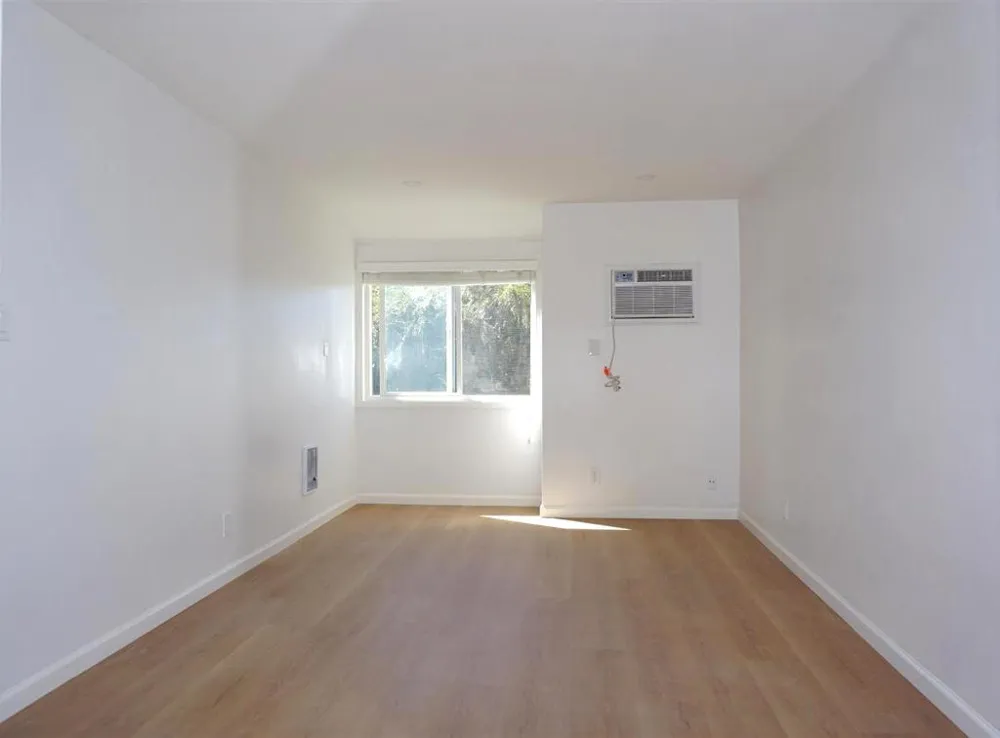 320 Auburn Way #3 San Jose, CA 95129