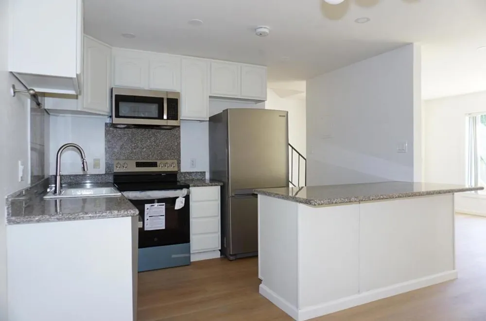 320 Auburn Way #3 San Jose, CA 95129